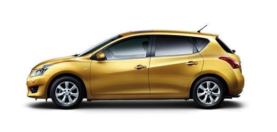  Nissan Tiida 2012 года  (фото 10 из 10)